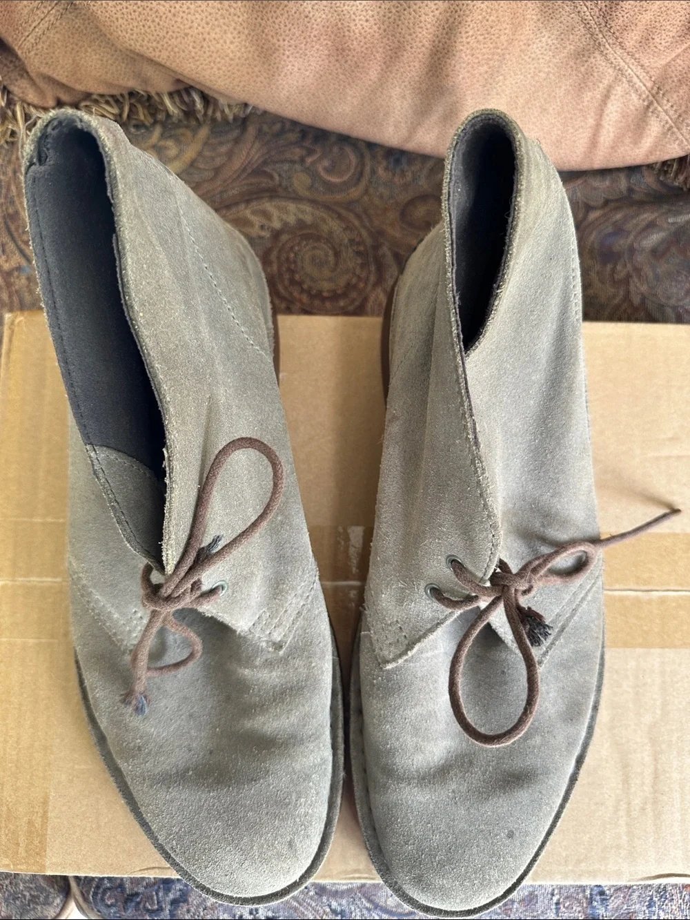 Clarks Men's Suede Chukka Boots in Olive Green